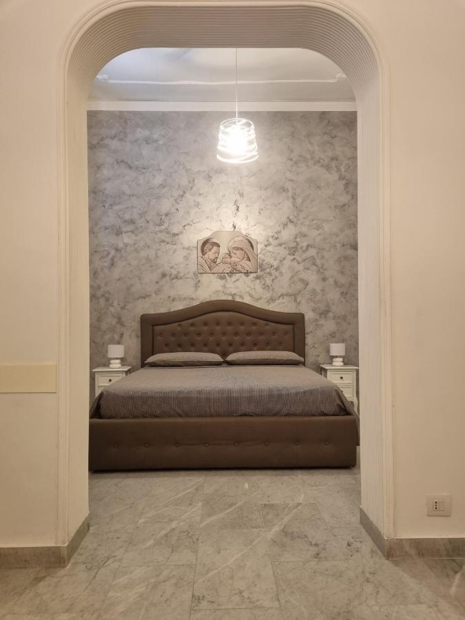 B&B Centrale Мессіна Екстер'єр фото